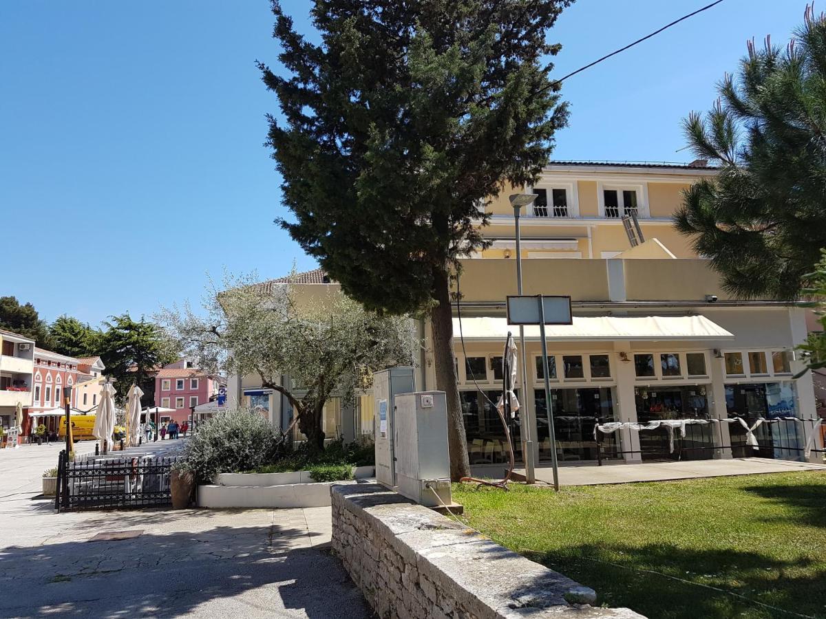 Nina Deluxe Superior 5 Star Apartment, Your Piece Of Heaven By The Sea & Park Novigrad Istria Eksteriør bilde