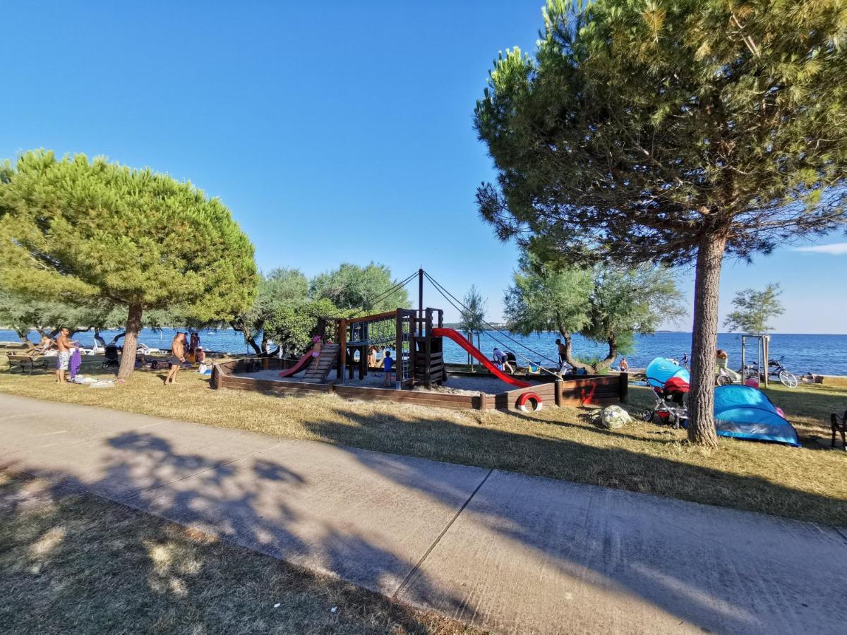 Nina Deluxe Superior 5 Star Apartment, Your Piece Of Heaven By The Sea & Park Novigrad Istria Eksteriør bilde