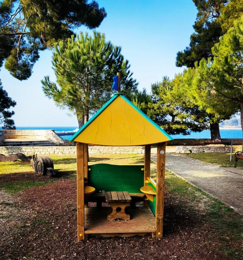 Nina Deluxe Superior 5 Star Apartment, Your Piece Of Heaven By The Sea & Park Novigrad Istria Eksteriør bilde